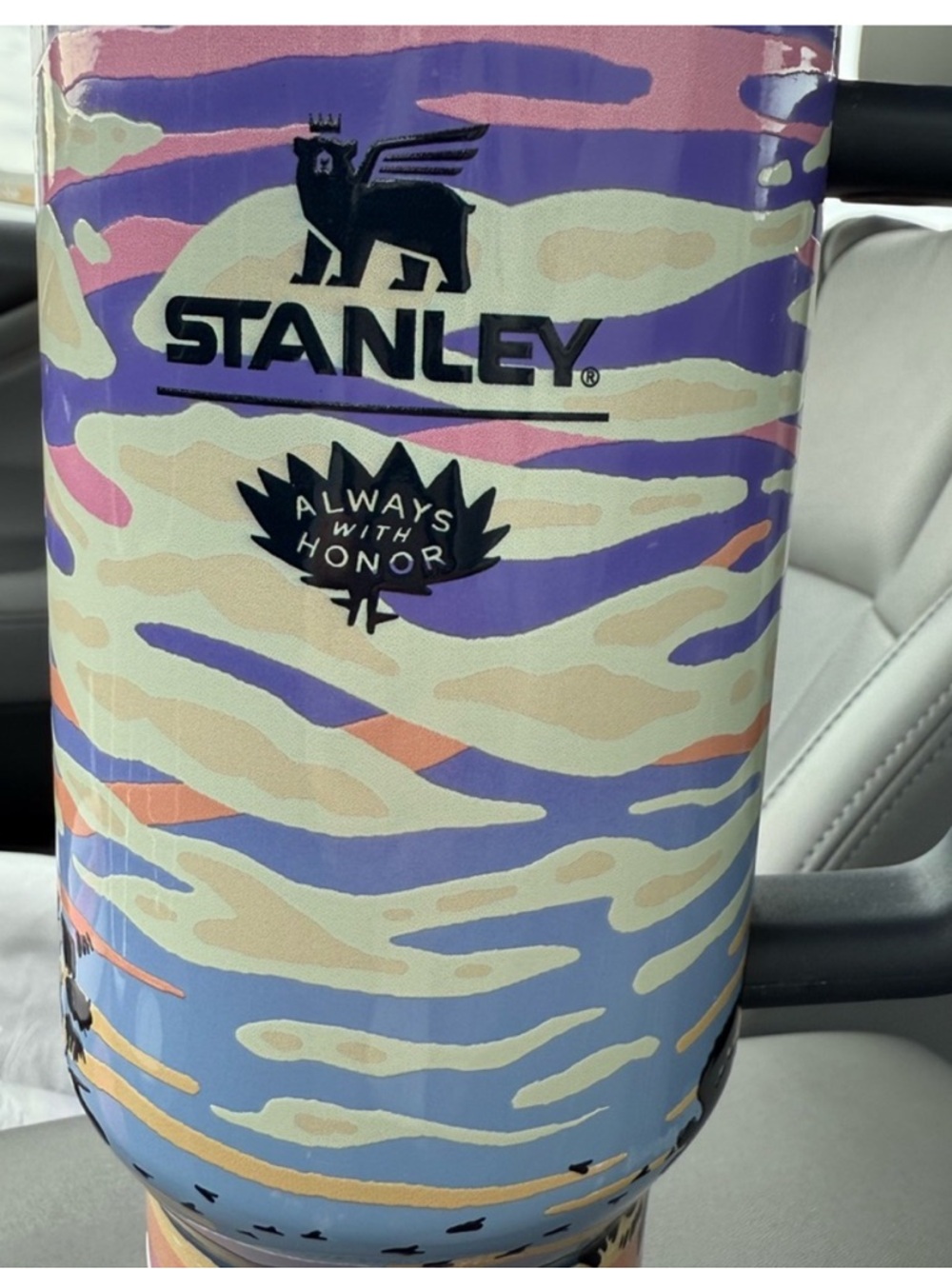 The Stanley 40oz REl Exclusive Hazy HorizonTumbler - Picture 6 of 6